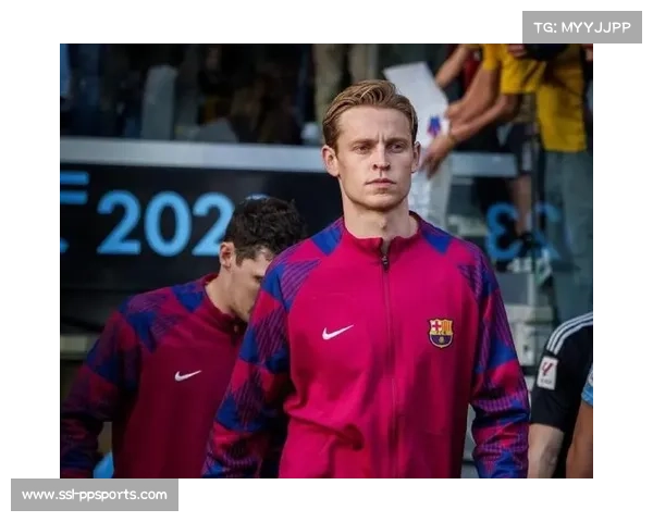 西甲裁判争议判罚，巴萨德容红牌引讨论